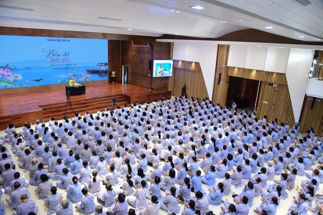 Dharma Talk “Peaceful place to stop ” – The 96th Seven-Day Retreat